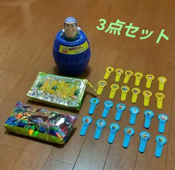 버즈 라이트이어 위기일발 에이리언 토이 스토리 디즈니