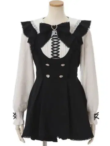 LIZLISA 리즈리사 프릴 스핀들 셋업