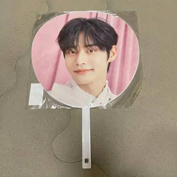 zerobaseone zb1 김지웅 부채 빅 부채