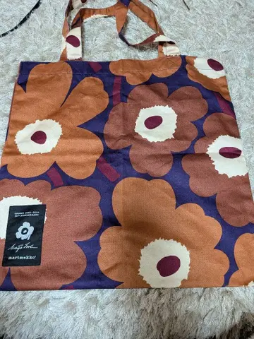 마리메꼬 토트 브라운 계열