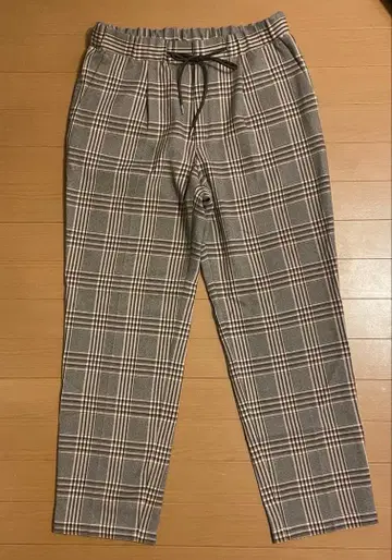 417 EDIFICE 슬랙스 그레이 x 브라운 체크 무늬