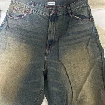 다크 그레이 스트레이트 레그 데님