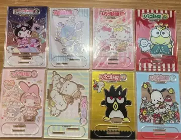 산리오 딸기신문 아크릴 스탠드