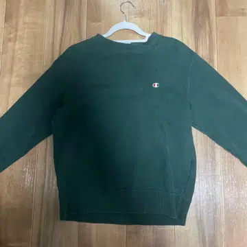 Champion 다크 그린 맨투맨