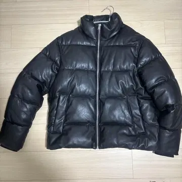 자라 ZARA 블랙 다운 가죽