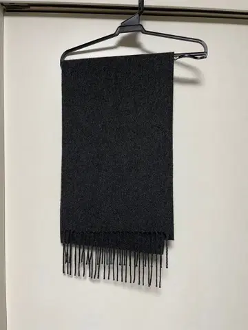 UNIQLO 캐시미어 100% 머플러 다크 그레이