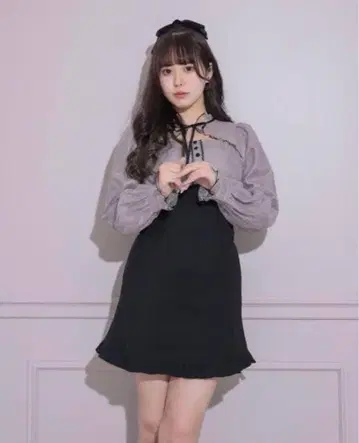 pium 레이스 케이프 도킹 미니 원피스 그레이