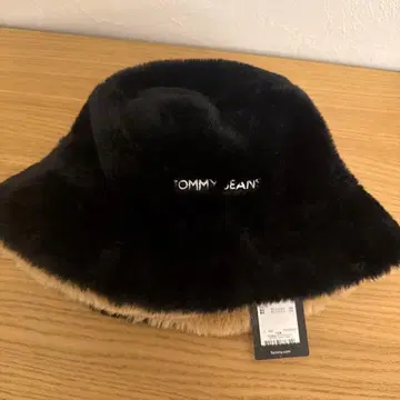 TOMMY JEANS 버킷 햇 ONE SIZE 블랙/베이지