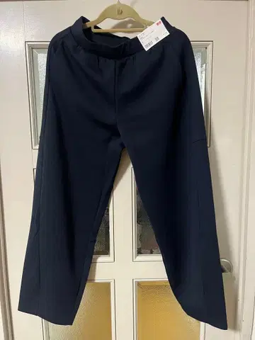 UNIQLO 드라이 맨투맨 커브 팬츠 숏 기장 S 네이비 미사용 새상품