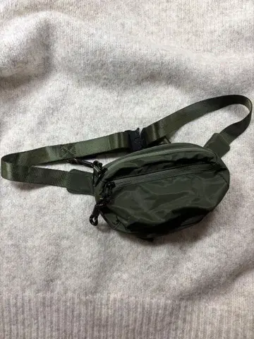 TAIKAN 사선 숄더백 웨스트 파우치