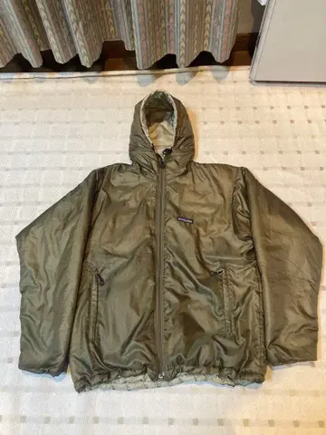 patagonia 후드 부착 밀리터리 자켓 XS 올리브