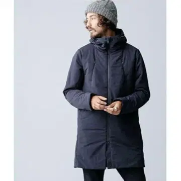 나노 유니버스 니시카와 다운 후디드 코트