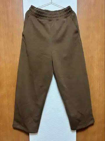 유니클로 C 맨투맨 와이드 팬츠 S 사이즈