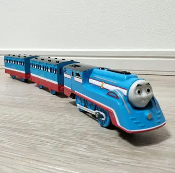 프라레일 유선형 토마스 차량