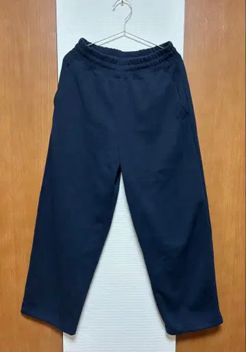 유니클로 C 맨투맨 와이드 팬츠 S 사이즈