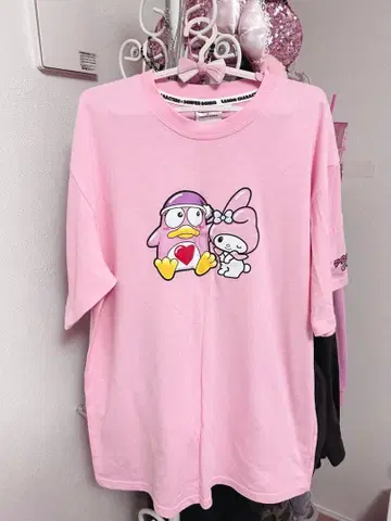 산리오 x 돈키 마이멜로디 돈펜 T셔츠 돈키호테 M