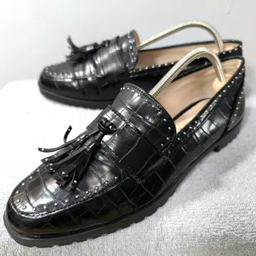 ZARA 블랙 악어 태슬 스터드 로퍼 블랙 38