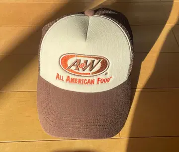 A&W 트래커 캡 브라운/화이트