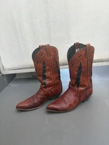 웨스턴 부츠 피안