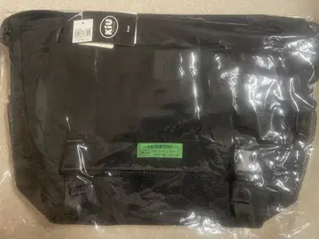 KiU PC 가젯 숄더백 블랙