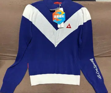 르꼬끄 블루 x 화이트 골프웨어 스웨터 온도 완화