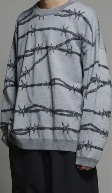 캐스퍼 존 유철선 리버서블 니트 새상품급 M 사이즈