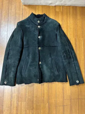 오웬 발리 인터내셔널 갤러리 빔즈 무스탕 자켓 38