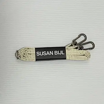 미사용 새상품 ) SUSAN BIJL ZER0 스트랩 Cloud