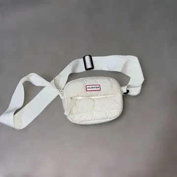 HUNTER 퀼팅 숄더백 화이트