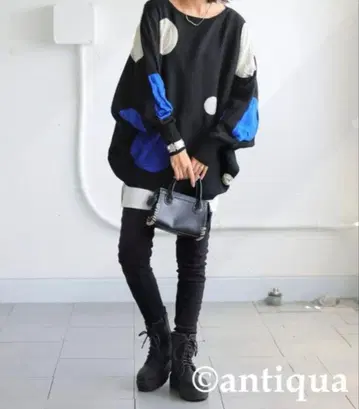 안티카 antique 도트 무늬 돌먼 니트 도트 오샤레 프리 사이즈