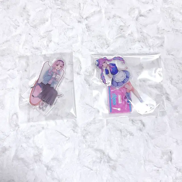 홀로라이브 미나토 아쿠아 아크릴 스탠드 판매 양도