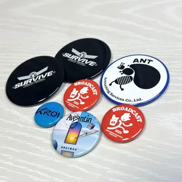 KROI 캔뱃지 세트