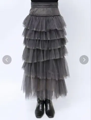 dazzlin 랜덤 샤샤 스커트