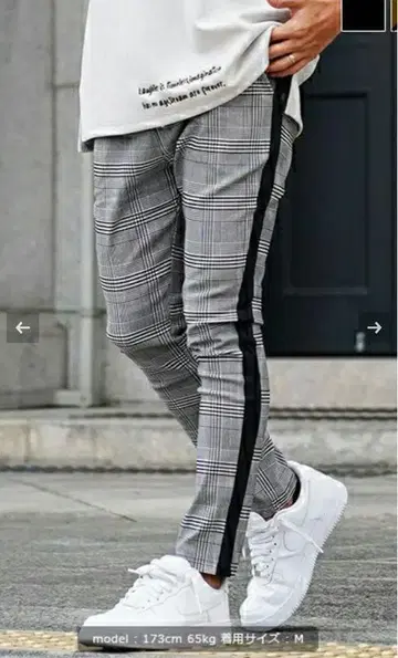그레이 계열 체크 스키니 팬츠 M