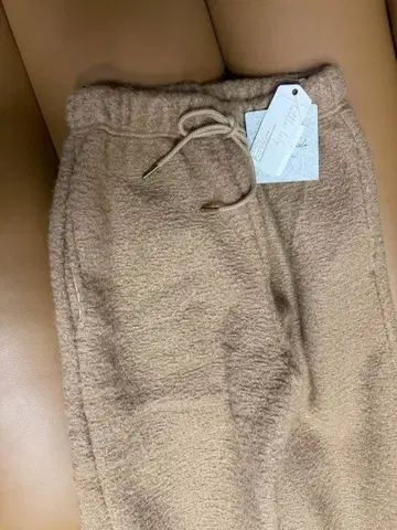 little lily 리틀릴리 새상품 팬츠 울 소재 베이지