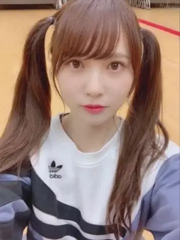 카토 시호 착용 아디다스 adidas 여성용 DU8478 트레이닝복