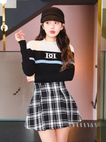 Darich 컬러 라인 DD 리브 니트탑 BLK