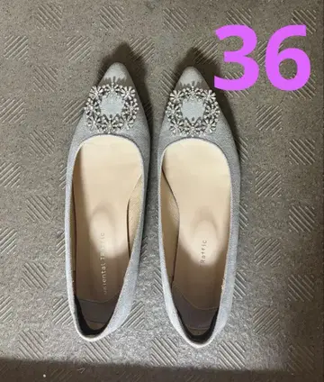 비쥬 장식 실버 글리터 신발