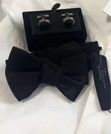 결혼식 브라이덜 트리트먼트 드레싱 신랑 3종 커프 링크 나비 넥타이 치프