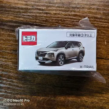 토미카 닛산 X-TRAIL 쉘 블론드/슈퍼 블랙 2톤 새상품