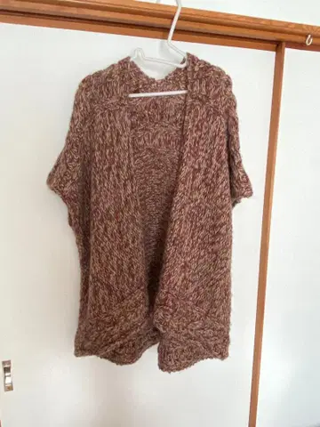 새상품 굵은 니트 가디건