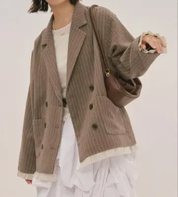 [ 택 포함 새상품 완판 ] loin nuit 프릴 레이어드 디자인 자켓