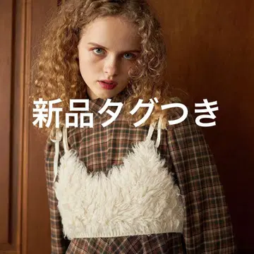 [새상품] DEICY 알파카 뷔스티에 니트 화이트