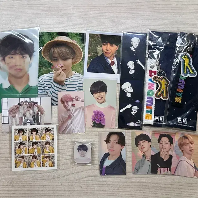 방탄 굿즈 일괄 양도 매직샵 정국 메모리즈 지민 시즌그리팅 태형