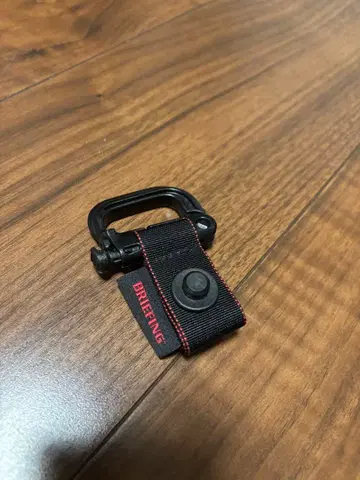 브리핑 그리 락 나일론 카라비너 블랙/레드