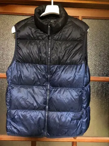UNIQLO 다운 베스트 XL 새상품급 다운 90% 페더 10%