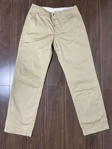 WAREHOUSE / 1082 / w32