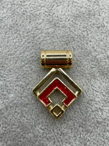 코란토테 목걸이 탑 루비 레드 라메