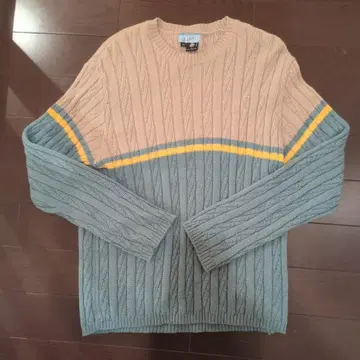 Burton 케이블 니트 스웨터 M