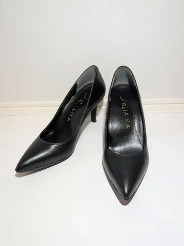 [새상품급] DIANA 다이애나 펌프스 블랙 가죽